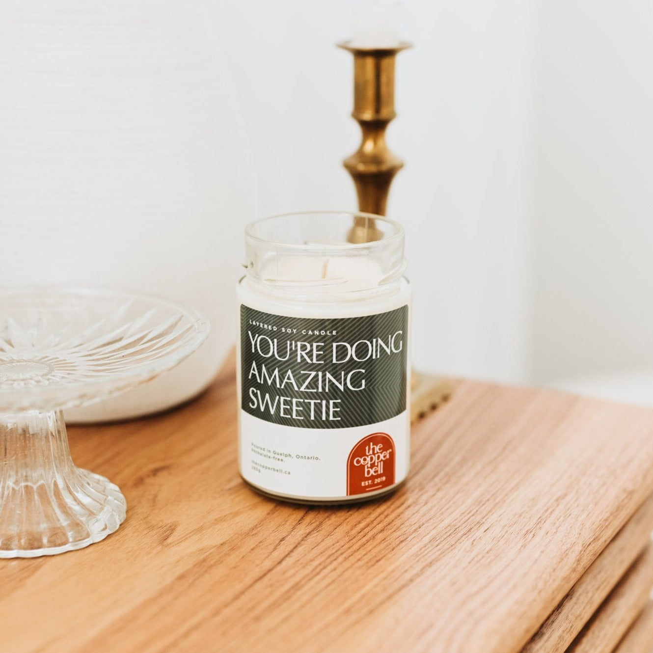 you're doing amazing sweetie. sweet and sincere candle, perfect for gifting to your friends.
